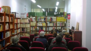 Biblioteca del IEHSM "Jimenez de Gregorio" en un momento de la conferencia de Mateos Carretero