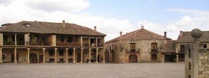 Plaza de Pedraza (Segovia).