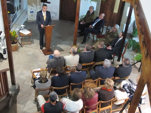 HOMENAJE A NÉSTOR ÁLAMO EN SANTA MARÍA DE GUÍA (CANARIAS)