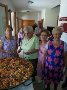 PAELLA Y COCINERAS 1