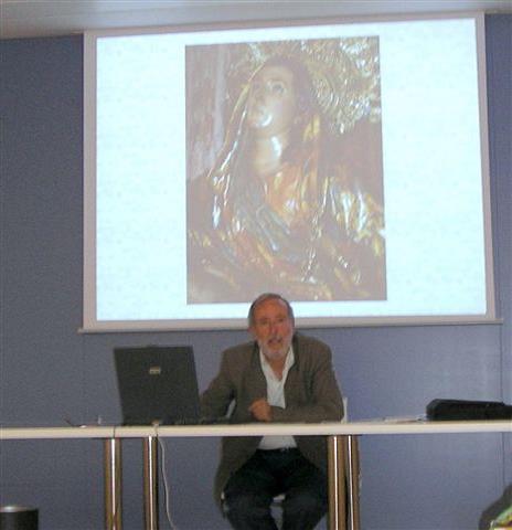 CONFERENCIA DE JOSÉ ANTONIO MELGARES, PRESIDENTE DE LA ASOCIACIÓN DE CRONISTAS OFICIALES DE LA REGIÓN DE MURCIA Y CRONISTA OFICIAL DE CARAVACA DE LA CRUZ, EN EL ARCHIVO REGIONAL DE MURCIA