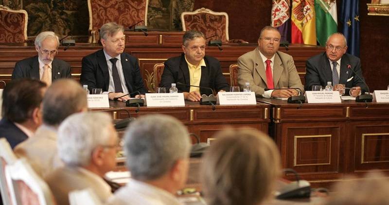 CÓRDOBA REÚNE A CUARENTA CENTROS DE ESTUDIOS LOCALES: 61 ASAMBLEA ANUAL DE LA CONFEDERACION ESPAÑOLA DE CENTROS DE ESTUDIOS LOCALES (CECEL):