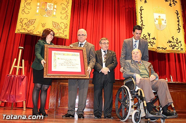 EL AYUNTAMIENTO DE TOTANA (MURCIA) CONCEDE EL TÍTULO DE CRONISTA DE LA CIUDAD AL PROFESOR, JUAN CÁNOVAS MULERO