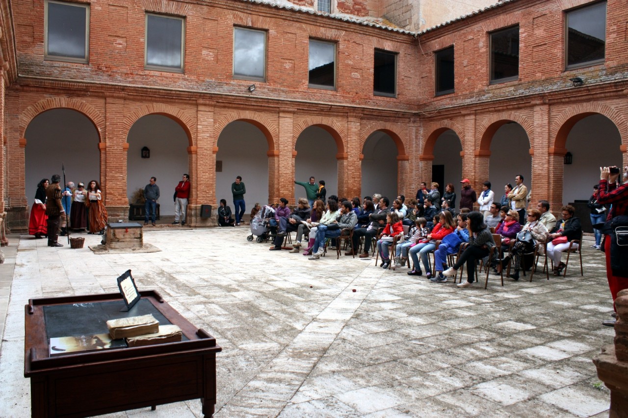 OCHO MIL PERSONAS DESCUBREN EL PATRIMONIO DEL CAMPO DE MONTIEL (CIUDAD REAL)