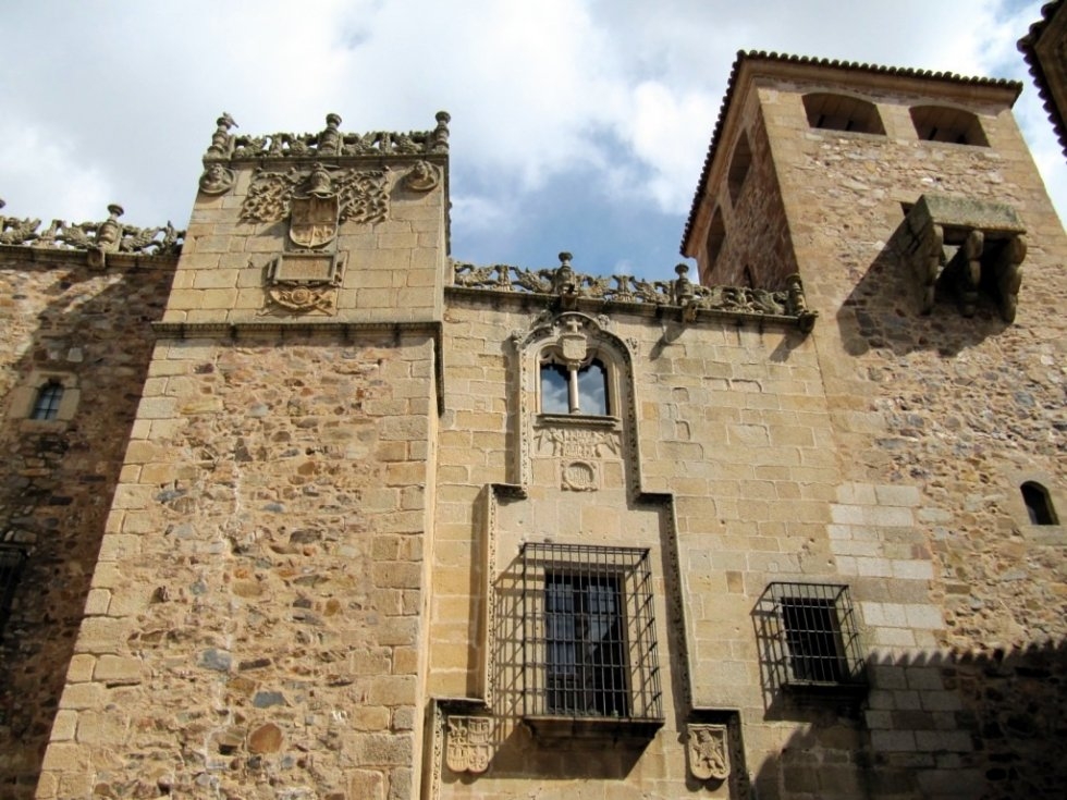 EL PALACIO DE LOS GOLFINES DE ABAJO DE CÁCERES (I)