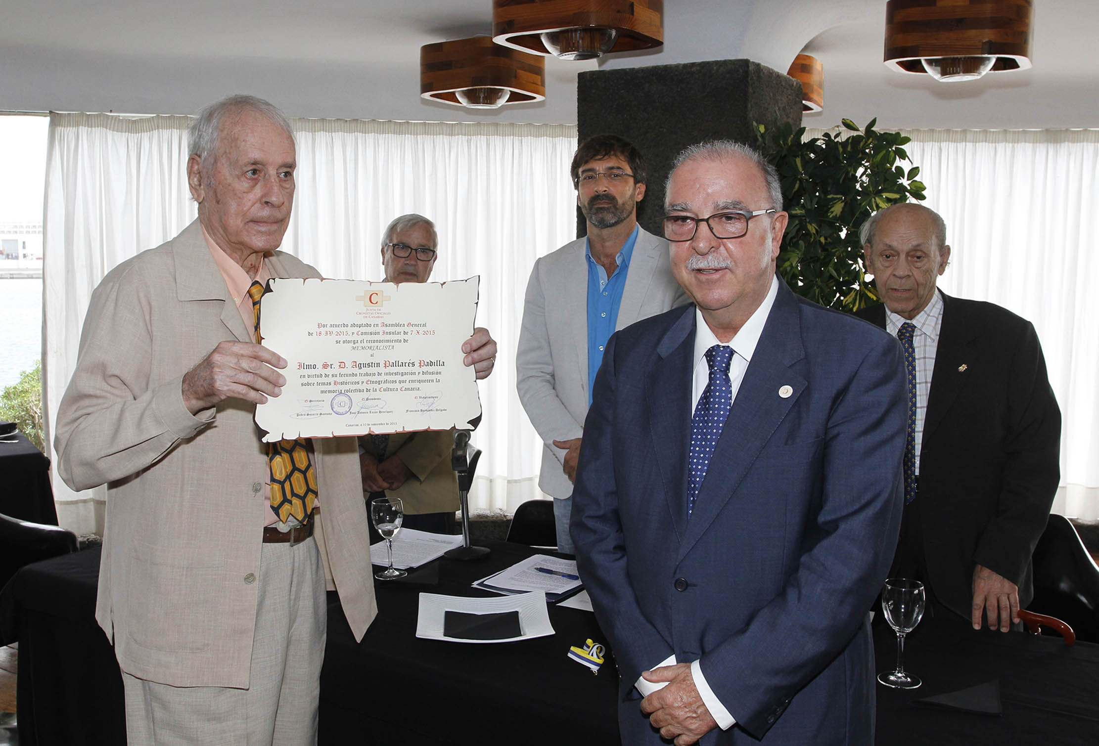 AGUSTÍN PALLARÉS PADILLA, DISTINGUIDO POR LA JUNTA DE CRONISTAS OFICIALES DE CANARIAS COMO MEMORISTA 2015