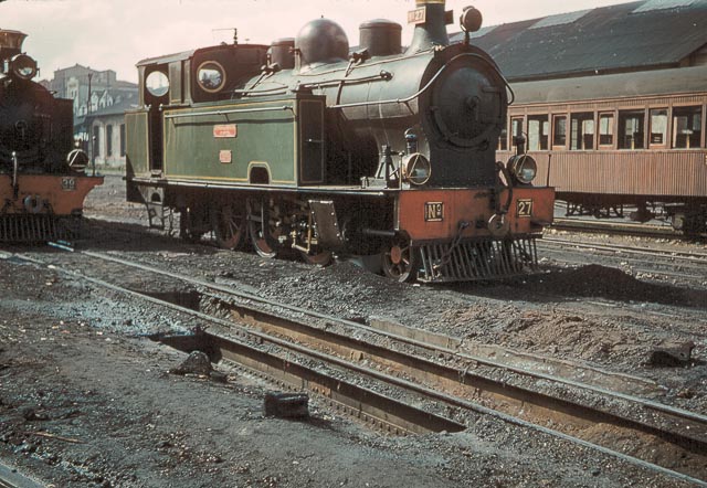 COSTUMBRES DE CECEDA • EL PASEO HASTA LA ESTACIÓN DEL TREN COMO ÚNICA DIVERSIÓN PARA LOS JÓVENES EN ALGUNOS LUGARES