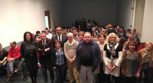 EL COMERCIO DE ARRIONDAS (ASTURIAS) DISTINGUE A FRANCISCO ROZADA, CRONISTA OFICIAL DE PARRES-ARRIONDAS