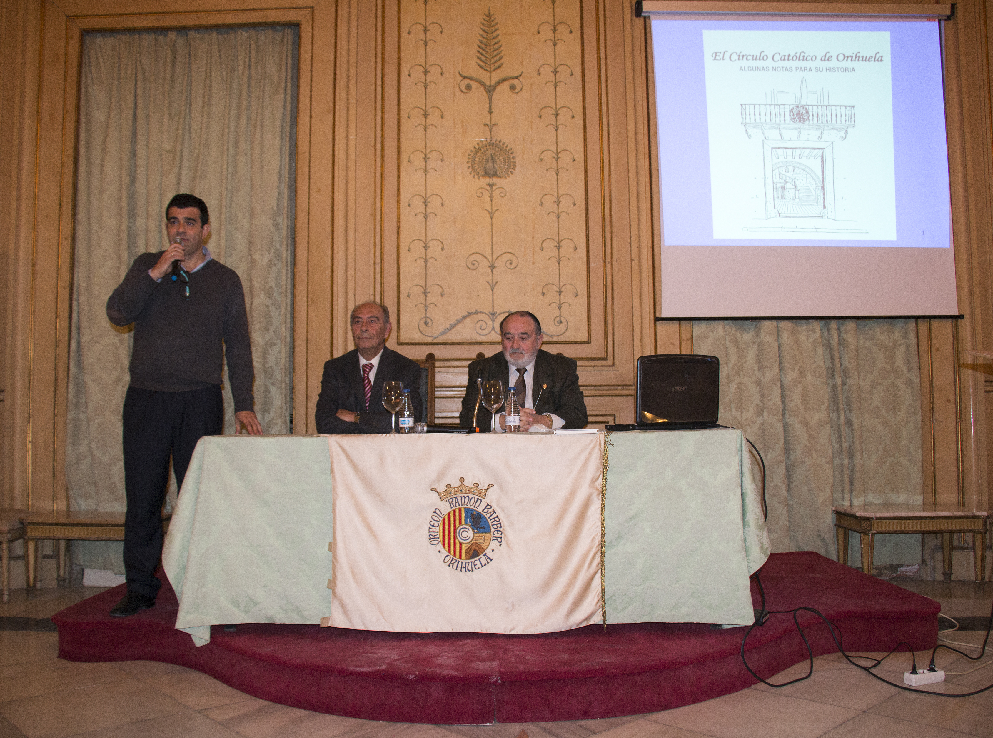 PRESENTACIÓN DE UN LIBRO SOBRE EL CÍRCULO CATÓLICO DE ORIHUELA, DEL CRONISTA OFICIAL DE LA CIUDAD, ANTONIO LUIS GALIANO PÉREZ