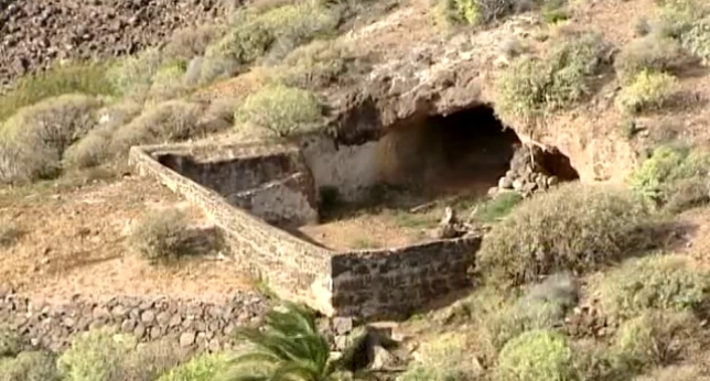 EL NACIENTE DE GUAYADEQUE PROVEE DE AGUA HASTA EN ÉPOCAS DE SEQUIA