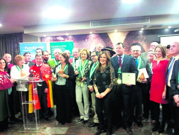 POR UNA DÉCADA “DE SABORES” • PREMIOS PARA AGRICULTURA, LA DIPUTACIÓN, CRUZCAMPO Y GRUPO CAPARRÓS