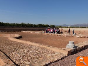 NULES (CASTELLÓN) OFRECE VISITAS GUIADAS EN EL BENICATÓ Y EN MASCARELL A MAYORES Y PEQUEÑOS SIGUIENDO LA EXPLICACIÓN DEL CRONISTA OFICIAL DE LA VILA, VICENT FELIP SEMPERE