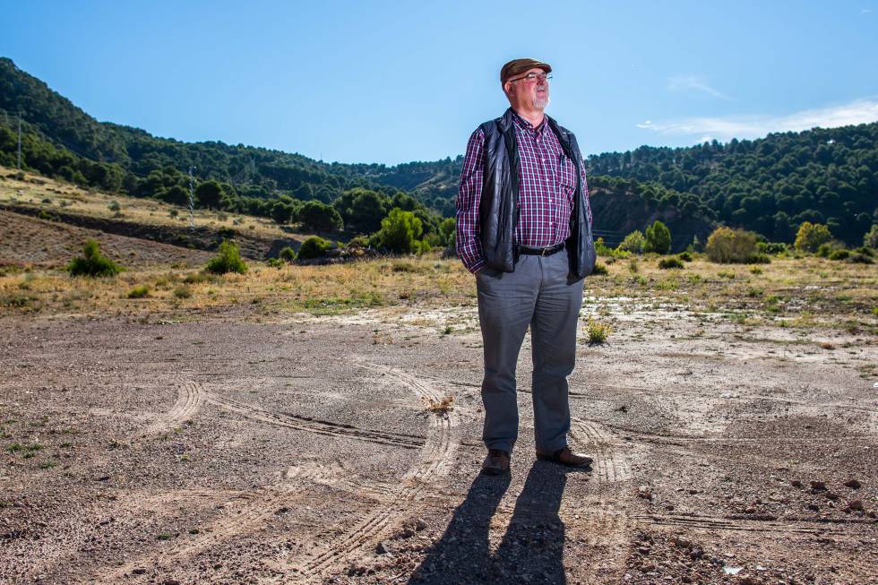 UN HISTORIADOR PIDE A LA JUNTA DE ANDALUCÍA BUSCAR A LORCA BAJO EL CAMPO DE FÚTBOL EN ALFACAR (GRANADA)