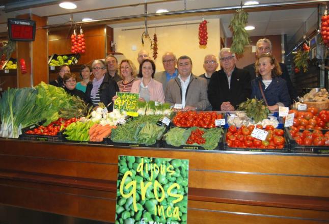 INCA (MALLORCA) YA HUELE A DIJOUS GROS • ESTA FERIA SE DEJÓ DE CELEBRAR HACE MÁS DE CIEN AÑOS POR UN ACUERDO CON SINEU, HABÍA TOMADO TANTA FUERZA QUE AMENAZABA EL ÉXITO DE LA DEL MUNICIPIO VECINO