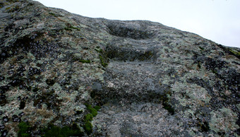 EL ALTAR RUPESTRE DE LA MOLINETA (TRUJILLO) Y SU ENTORNO ARQUEOLÓGICO