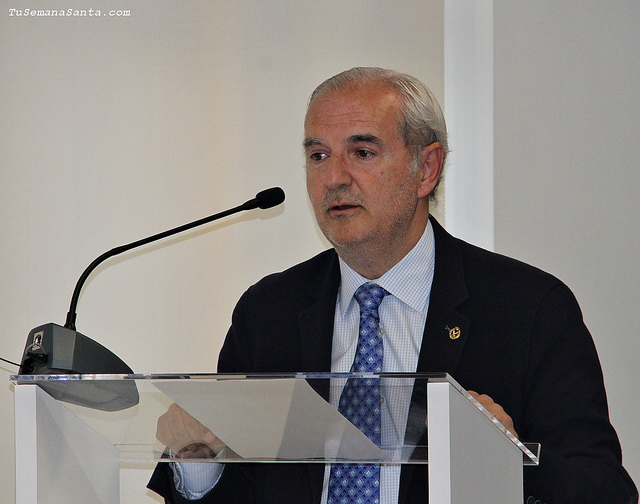 SANTOS BENÍTEZ FLORIANO, CRONISTA OFICIAL DE CÁCERES, ÚNICO CANDIDATO A PRESIDIR LA UCP