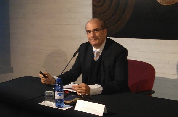 JUAN JOSÉ LAFORET, CRONISTA OFICIAL DE GRAN CANARIA, EN LOS “JUEVES CULTURALES” DE AGAETE