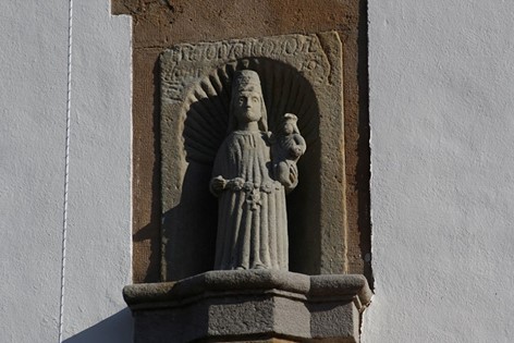 AYER EN COLUNGA (ASTURIAS) PRIMERA PROCESIÓN DE LA VIRGEN DE LORETO