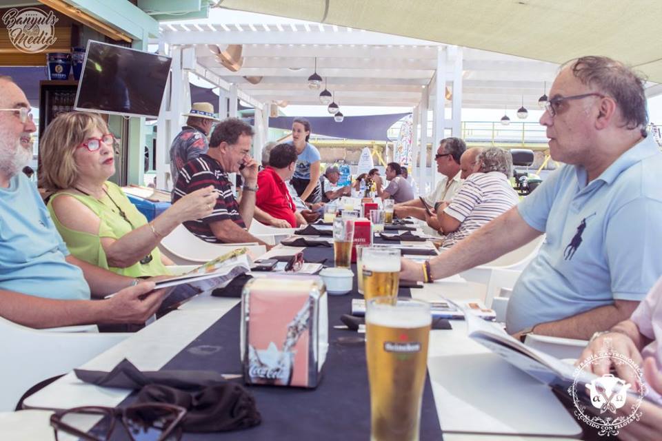 LA COFRADÍA DEL COCIDO DE TORREVIEJA, EN CAPÍTULO DE VERANO • EN PLENO MES DE JULIO SIGUE CELEBRANDO SUS CAPÍTULOS MENSUALES, ESO SÍ, CON UNA VARIABLE EN SUS MENÚS, COMPLETAMENTE ACORDES A NUESTRA REALIDAD ESTIVAL