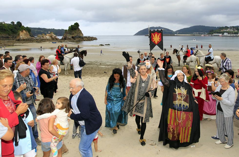 VIVEIRO (LUGO) RECORDÓ EL FUEGO QUE LA ASOLÓ EN 1540 Y DEL QUE RENACIÓ EN PIEDRA