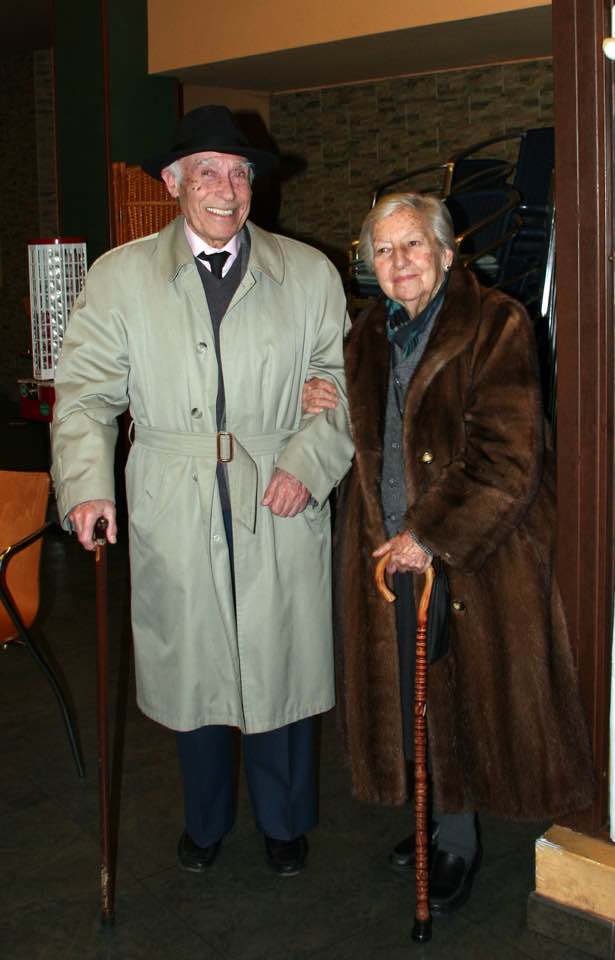 DESPEDIDA A UNA CULTÍSIMA Y MARAVILLOSA DAMA LEONESA: CONCHA CASADO • GRACIAS A NUESTRO INOLVIDABLE CRONISTA OFICIAL DE LA BAÑEZA, CONRADO BLANCO, Y SU ESPOSA CHARO, PUDE TRATARLA EN MUCHAS OCASIONES