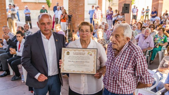 LA ‘PASTORINA DEL CARES’, PARA SIEMPRE • EL AYUNTAMIENTO DE PEÑAMELLERA BAJA OTORGA EL NOMBRE DE LA FALLECIDA MARÍA SÁNCHEZ A UNA CALLE DEL BARRIO DEL BALCAO