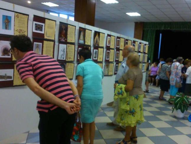 300 VÍRGENES REINAN EN LA BÓVEDA (ZAMORA) • LA VILLA ACOGE UNA MUESTRA DE FOTOGRAFÍAS DE LAS DIFERENTES IMÁGENES DE NUESTRA SEÑORA DE LAS NIEVES QUE EXISTEN EN ESPAÑA