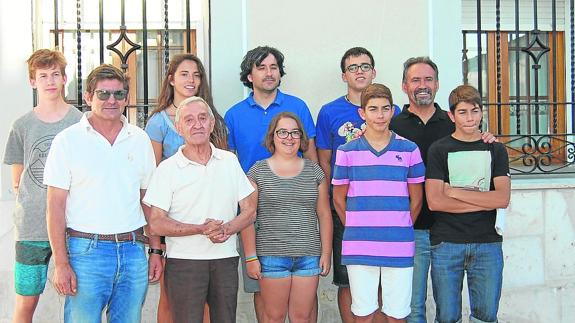 FUENTEPIÑEL UNE A ISMAEL PEÑA Y CAMILO JOSÉ CELA • LA LOCALIDAD HOMENAJEA AL FOLCLORISTA Y AL ESCRITOR GALLEGO DURANTE LAS JORNADAS CULTURALES ORGANIZADAS POR LA ASOCIACIÓN SAN MAMÉS