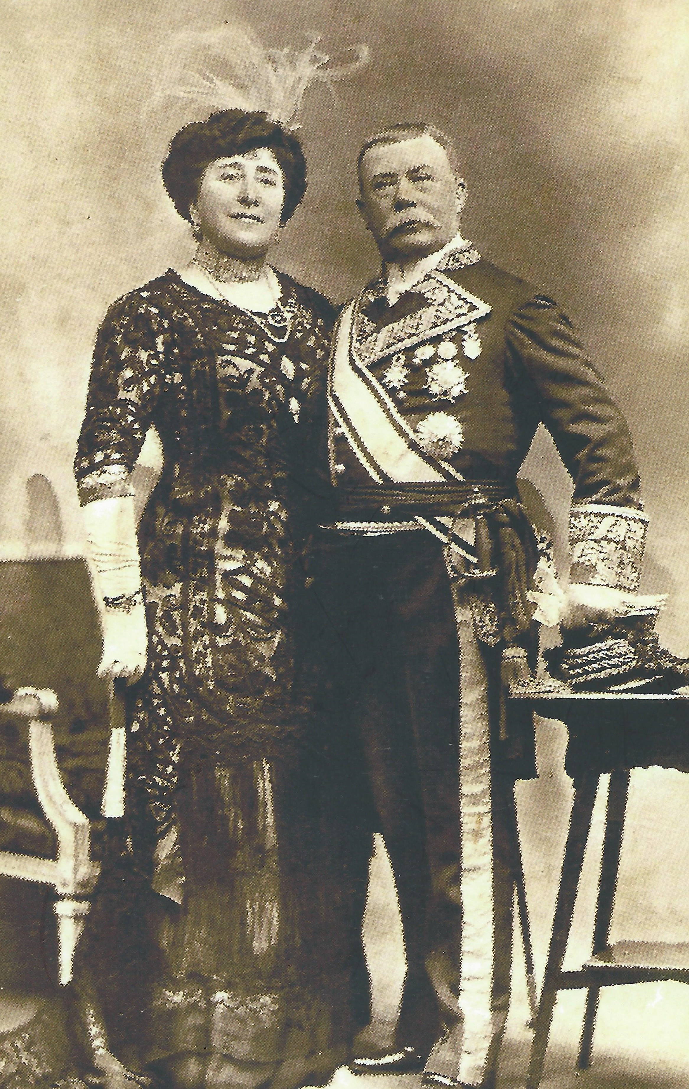 DOÑA ADELINA GÓMEZ-VILLABOA GONZÁLEZ