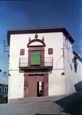 LA CALLE ÁLVARO PÉREZ