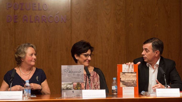 POZUELO DE ALARCÓN (MADRID) RECONOCE LA LABOR DE ESPERANZA MORÓN, CRONISTA OFICIAL DEL MUNICIPIO DESDE 1999