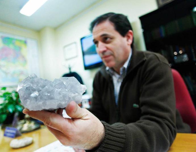 CANGAS CONMEMORA EL 150.º ANIVERSARIO DE LA «LLUVIA DE PIEDRAS» QUE PROVOCÓ UN METEORITO • UNA CHARLA, UN «GUIÑO» DESDE EL CIELO Y UN ACTO INSTITUCIONAL SIRVEN PARA RECORDAR LO ACONTECIDO EL 6 DE DICIEMBRE DE 1866