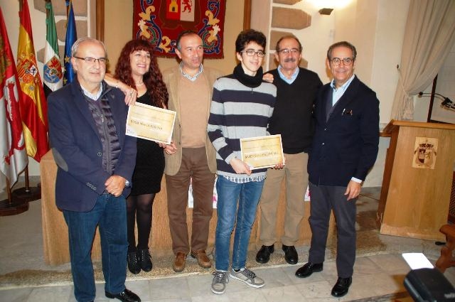 ENTREGADOS LOS PREMIOS DEL CERTAMEN DE CUENTOS Y LEYENDAS CIUDAD DE CÁCERES, EN MEMORIA DEL QUE FUERA CRONISTA OFICIAL DE LA CIUDAD, ANTONIO RUBIO ROJAS