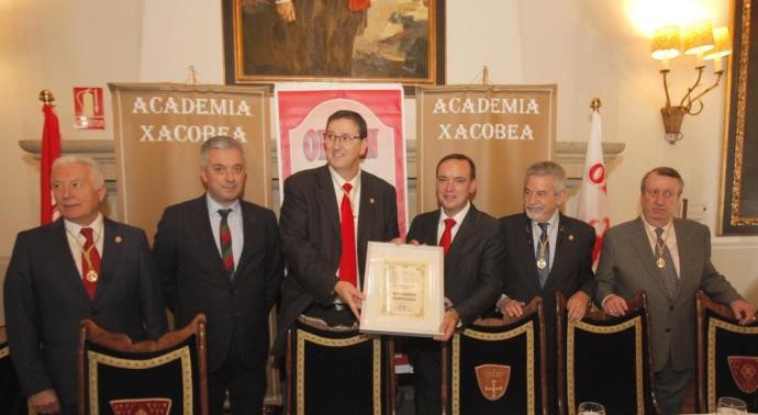 LA ACADEMIA XACOBEA FICHARÁ ACADÉMICOS DE NÚMERO EN LAS UNIVERSIDADES DEL CAMIÑO DE SANTIAGO