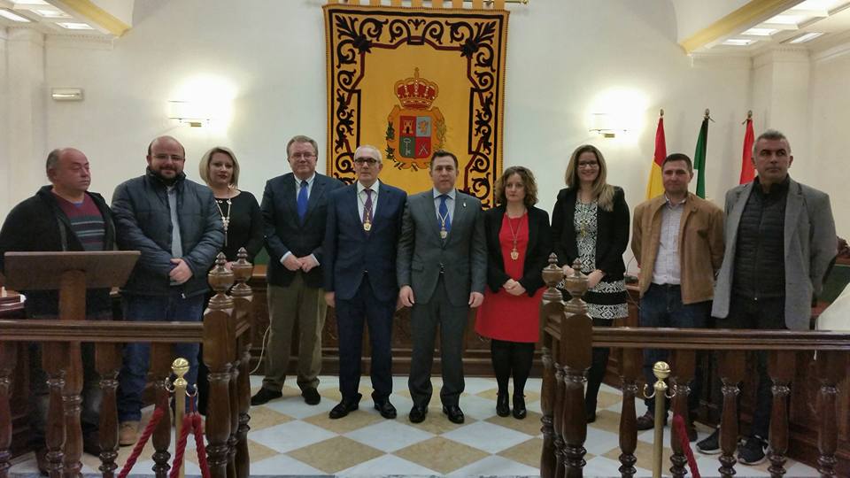 VICTORIANO MUÑOZ RUEDA, TOMA OFICIALMENTE POSESIÓN DEL CARGO COMO CRONISTA OFICIAL DEL MUNICIPIO DE LOS VILLARES (JAÉN)