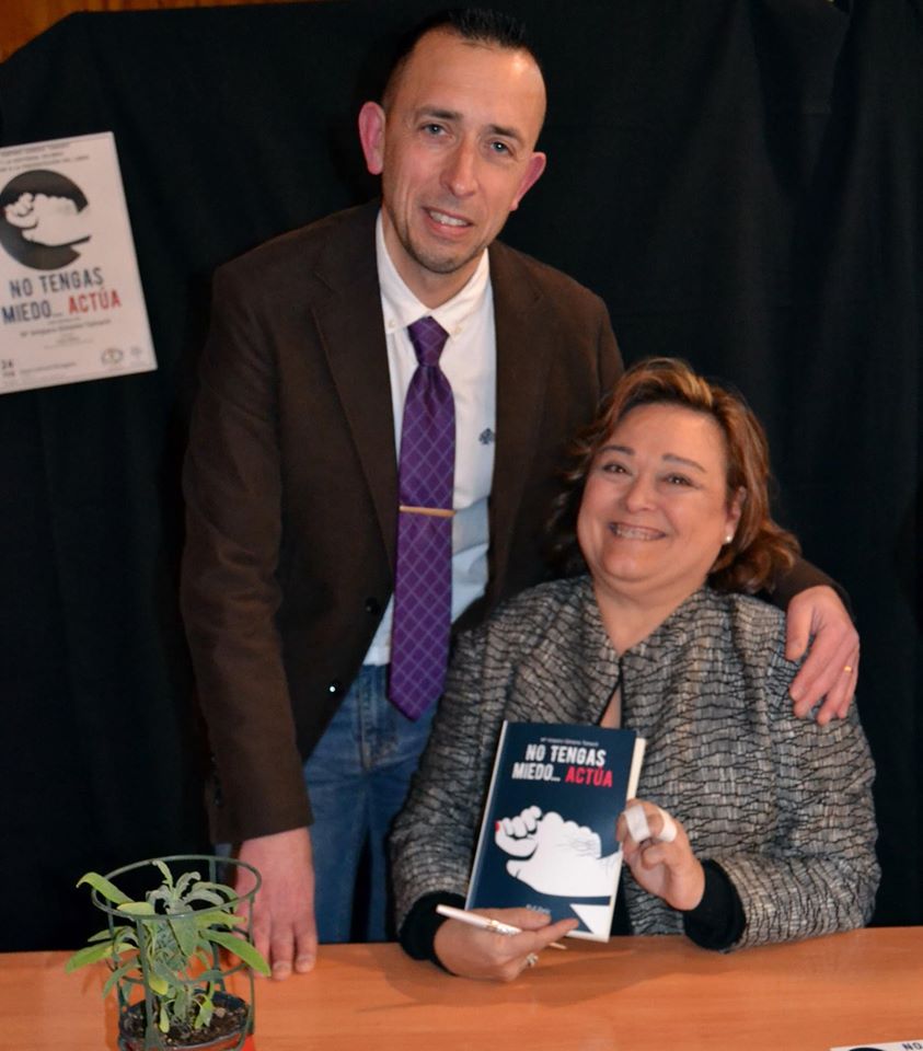 LLUÍS MESA I REIG, CRONISTA OFICIAL DE ESTIVELLA (VALENCIA), PRESENTA EL LIBRO DE AMPARO GIMENO ‘NO TENGAS MIEDO… ACTÚA’