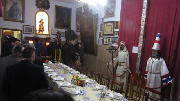 ROSTRILLOS DE LE PERSONAJES BÍBLICOS QUE ENCIERRAN UNA TRADICIÓN DE CENTURIAS DE PUENTE GENIL (CÓRDOBA) • EL XI DEL DÍA DE LAS CORPORACIONES PERMITIÓ AL VISITANTE IMPREGNARSE DE UNA HISTORIA SINGULAR EN TORNO A LA PASIÓN