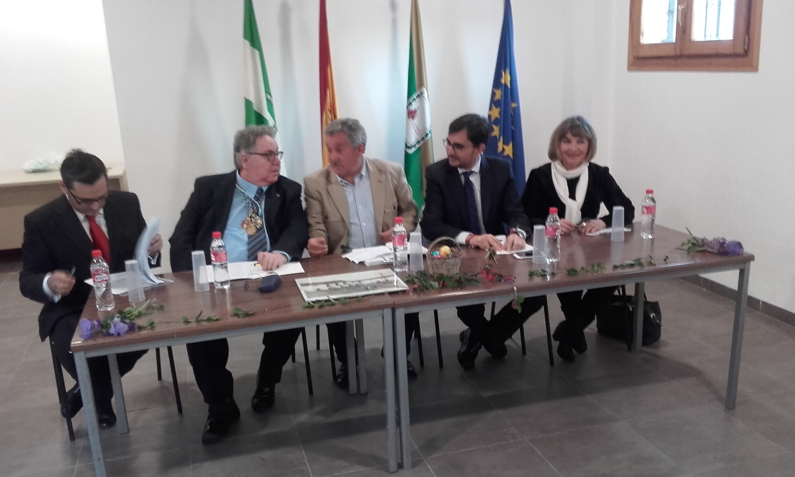 PRESENTACIÓN DEL LIBRO ‘CANCIONERO POPULAR DE ALDEAQUEMADA’, DE FRANCISCO JOSÉ PÉREZ FERNÁNDEZ, CRONISTA OFICIAL DE ALDEAQUEMADA, NAVAS DE TOLOSA Y SANTA ELENA (JAÉN)