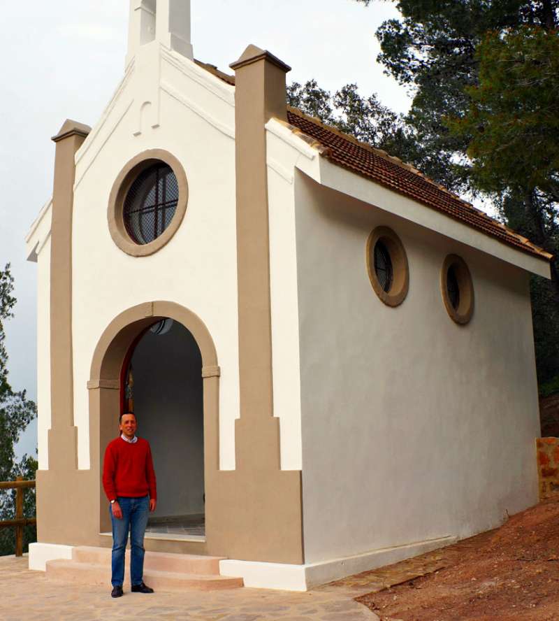 LA RENOVADA ERMITA DE BARRAIX A ESTIVELLA