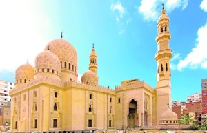 Espectacular. La mezquita que se alza sobre la tumba del ilustre murciano.