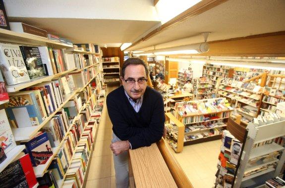 ADIÓS A LA LIBRERÍA DECANA DE OVIEDO • OJANGUREN, ABIERTA DESDE 1856, CERRARÁ SUS PUERTAS EN SEPTIEMBRE