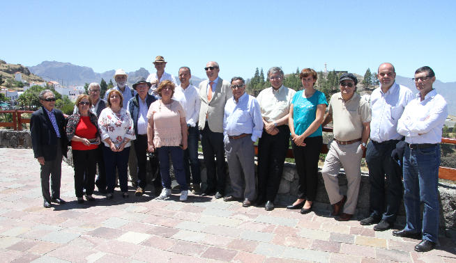 CRONISTAS OFICIALES DE CANARIAS SE ADHIEREN A LA CANDIDATURA DE RISCO CAÍDO COMO PATRIMONIO DE LA UNESCO