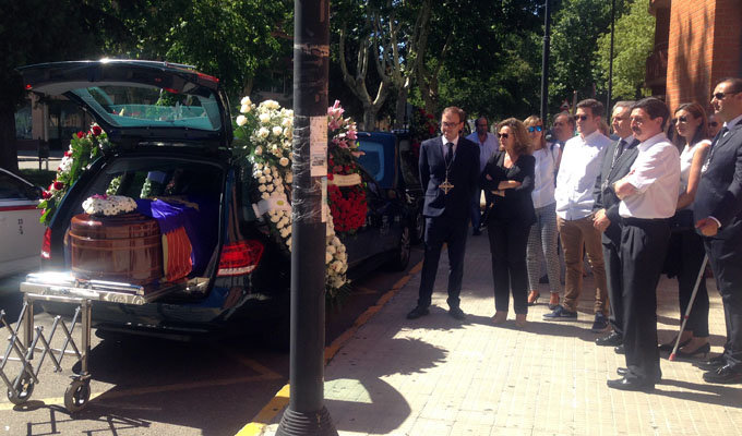 DESPEDIDA A DIONISIO ALBA, “UNA JOYA CARGADA DE RECUERDOS”