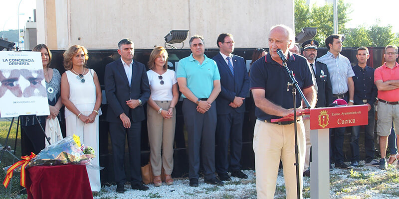 CUENCA SE UNE AL HOMENAJE EN MEMORIA DE MIGUEL ÁNGEL BLANCO Y DE TODAS LAS VÍCTIMAS DEL TERRORISMO