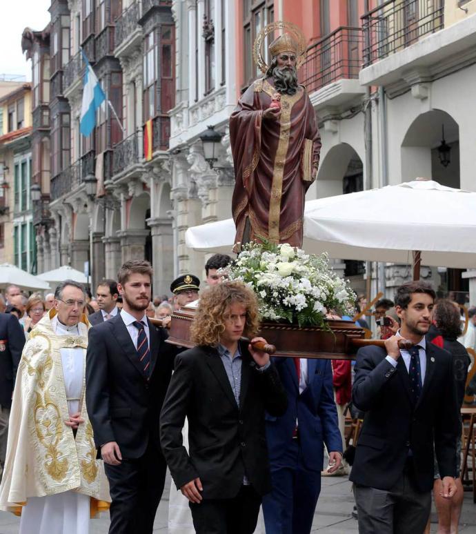 LA CRONISTA OFICIAL DE AVILÉS (ASTURIAS) HALLA PISTAS DE FESTEJOS POR SANTIAGO ANTERIORES A LOS DE SAN AGUSTÍN