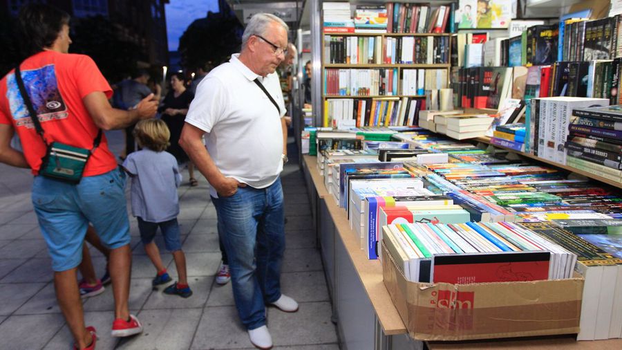 ÚLTIMO DÍA DE LA FEIRA DO LIBRO DE BURELA (LUGO)