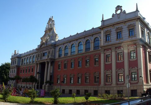 LA UNIVERSIDAD