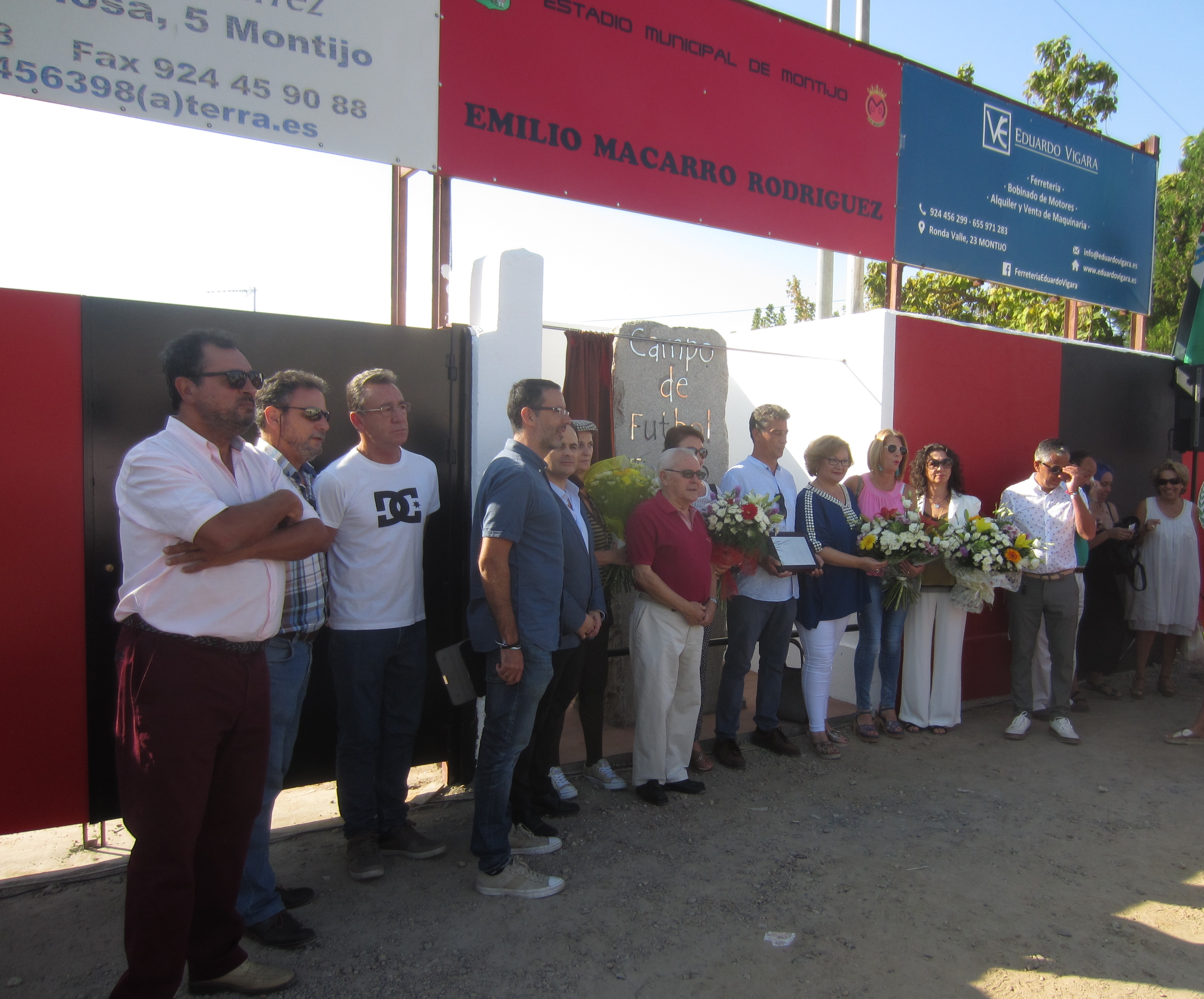 EL CAMPO MUNICIPAL DE FÚTBOL DE MONTIJO (BADAJOZ) PASA A LLAMARSE “EMILIO MACARRO RODRÍGUEZ”