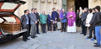 SANTA MARÍA LA REAL DE NIEVA DESPIDE A SU HISTÓRICO ALCALDE EUSEBIO GARCÍA GONZÁLEZ.