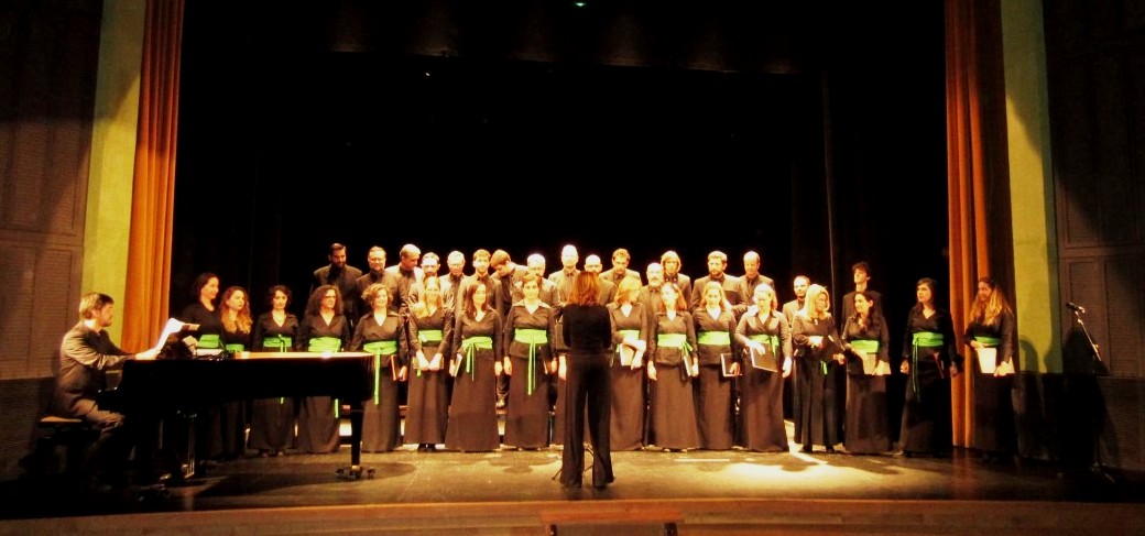 EL CORO DE CÁMARA DE EXTREMADURA OFRECIÓ EN MONTIJO (BADAJOZ) LA MISA IN TEMPORE BELLI